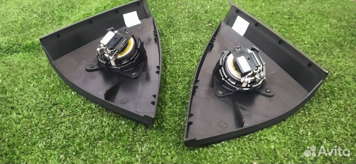 Пищалки передние пара в сборе передние Mercedes