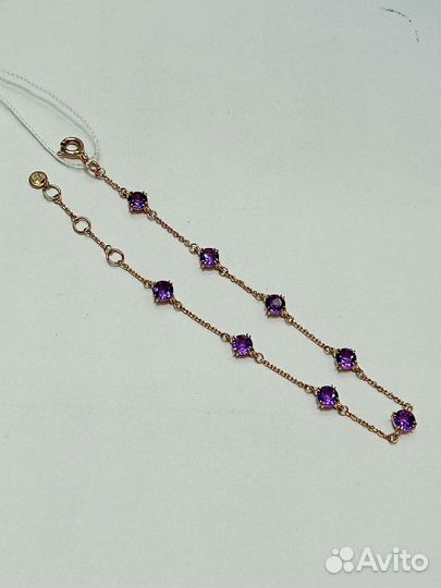 Золотой браслет с камнем