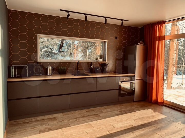 Коттедж 140 м² на участке 12 сот.