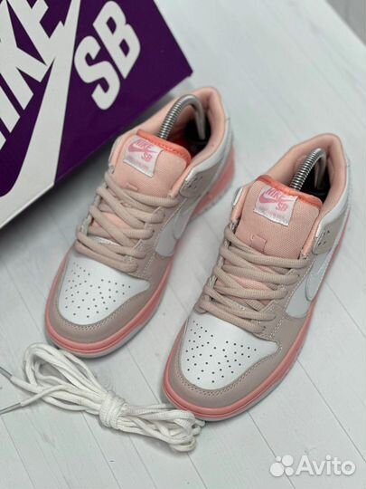 Кроссовки Nike SB Dunk Low wmns 