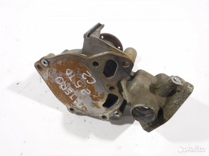 Насос водяной (помпа) Mitsubishi Pajero