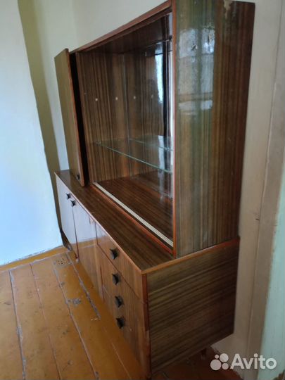 Шкаф сервант бу