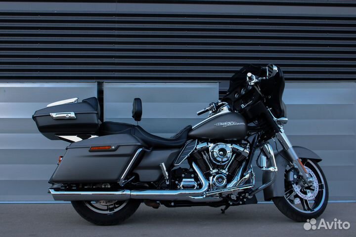 Harley-Davidson Street Glide Special
