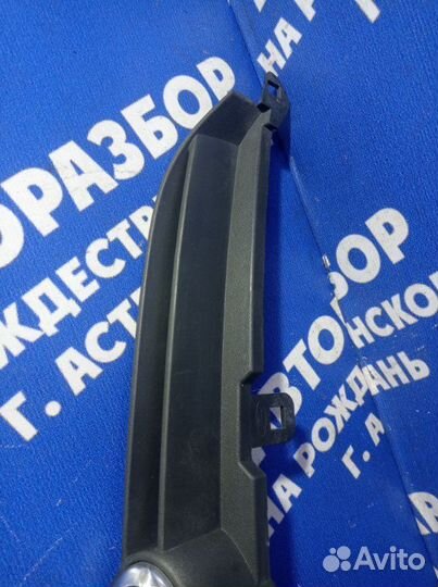 Решетка радиатора Ford Fiesta 6 купе spja 2010