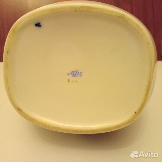 Ваза фарфор СССР,лфз