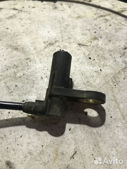 Датчик ABS передний Mercedes-benz W220