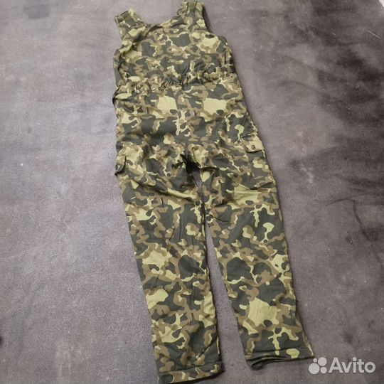 Полукомбинезон зимний.Брюки зимние