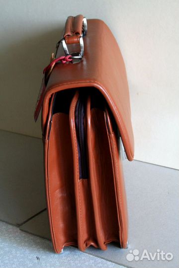 Новый портфель из натуральной кожи