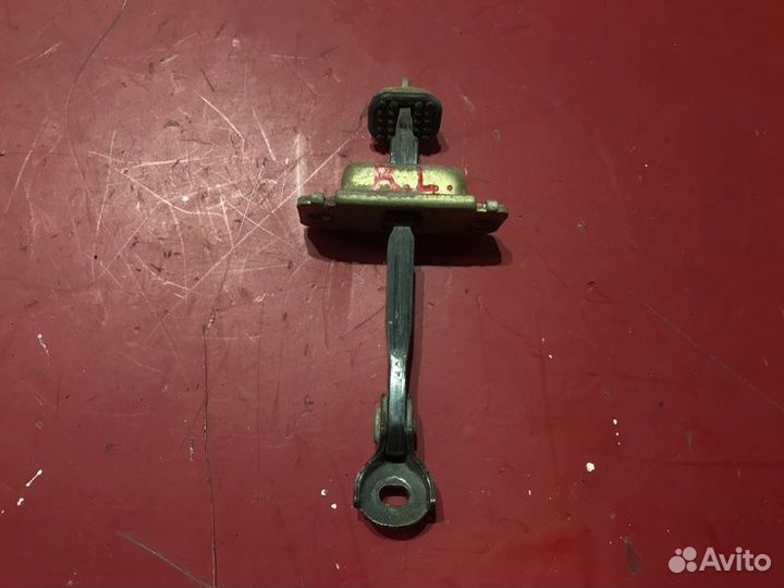 Ограничитель двери задний левый Mazda 6 GG L3C1