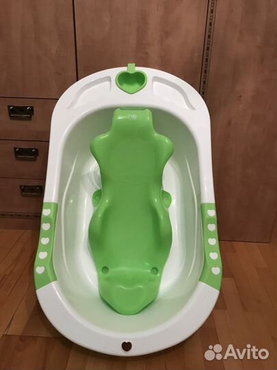 Ванночка детск с анатомической горкой bath comfort