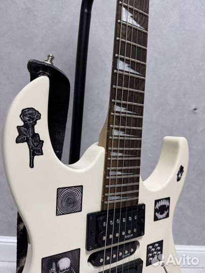 Электрогитара sqoe