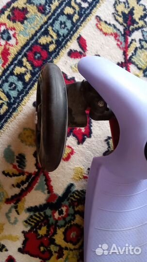 Самокат трехколесный