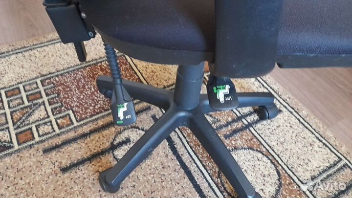 Компьютерное кресло бу