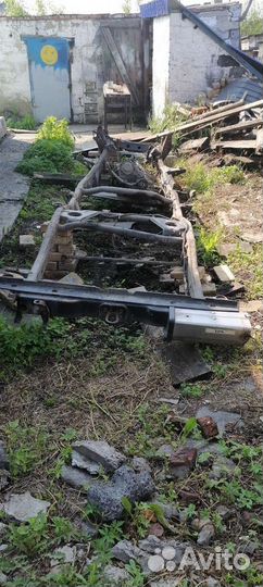 Продам раму от toyota land cruiser prada