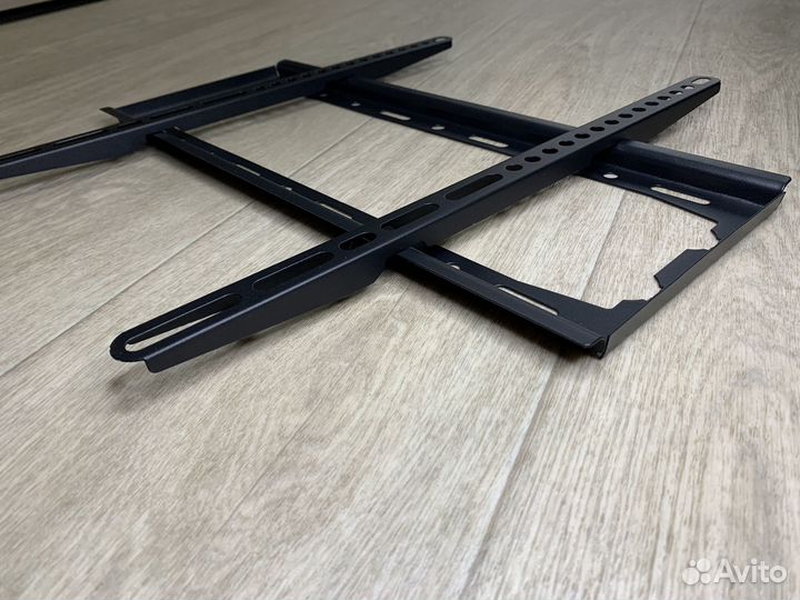 Кронштейн для телевизора