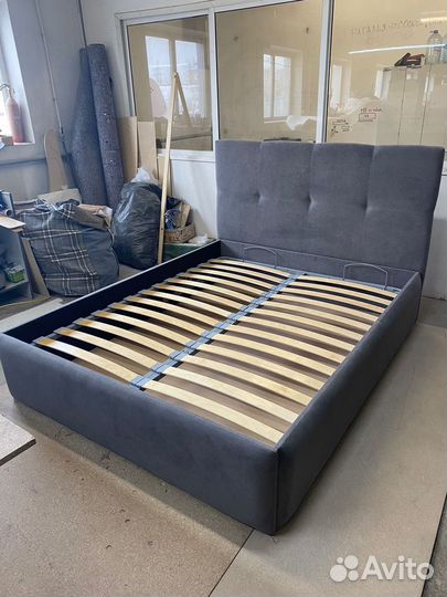 Кровать двухспальная 180 200 новая