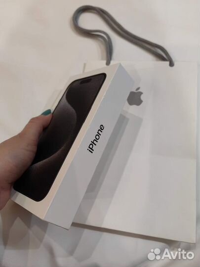 iPhone 15 Pro, 256 ГБ