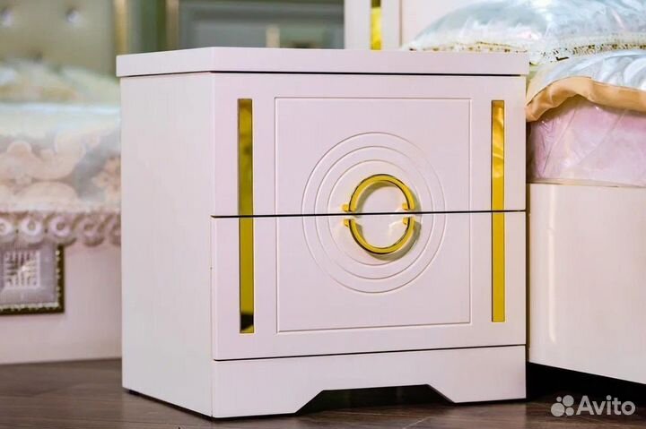 Новая спальня «Soha» 4-х дверный