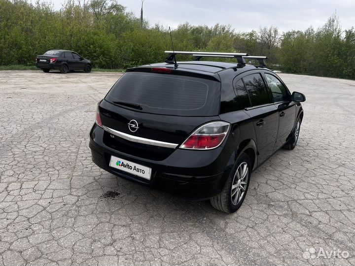 Opel Astra 1.6 МТ, 2010, 195 000 км
