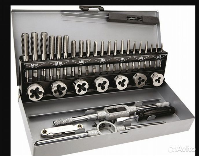 Набор метчиков и плашек