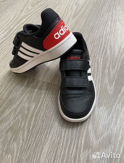 Кроссовки Adidas 29