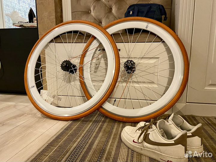 Колеса 700с P&B (подходят на хвз)
