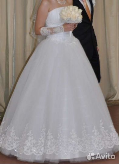 Свадебное платье