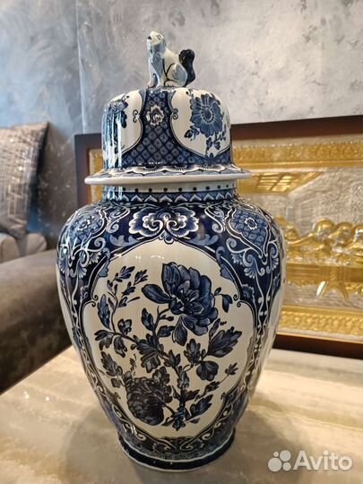 Антикварные тюльпановые вазы