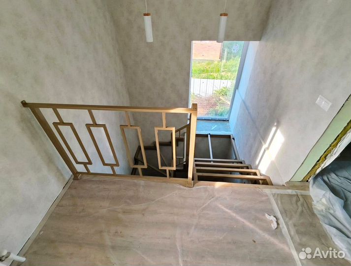 Изготовление и установка лестниц