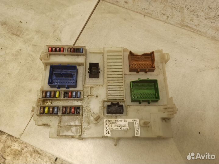 Блок предохранителей