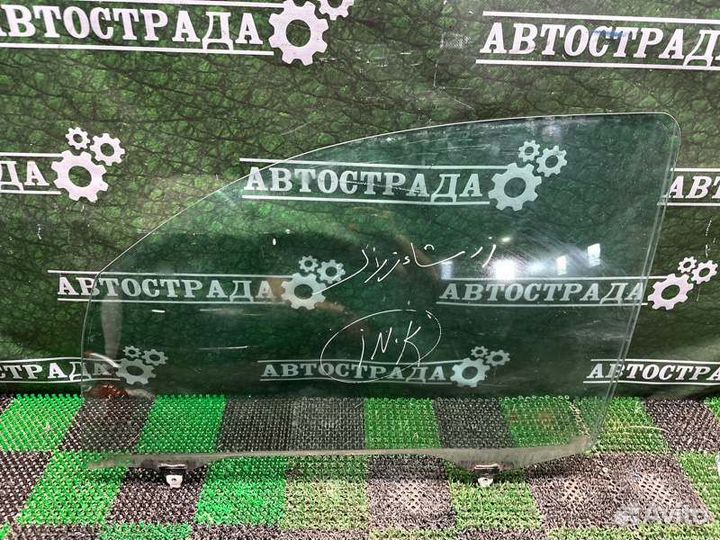 Стекло двери переднее левое Toyota Tundra Sequoia