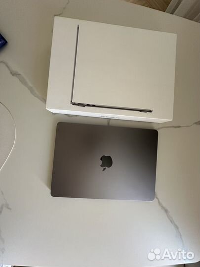 Apple MacBook Air 13 2022 m2 256