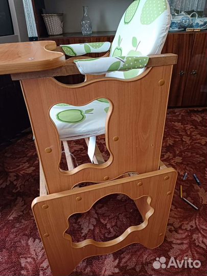 Детский стульчик для кормления babyton