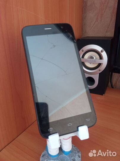 DEXP Ixion E150 Soul, 4 ГБ