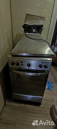 Плита электрическая и вытяжка