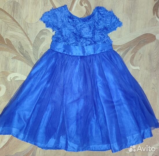 Нарядное платье для девочки