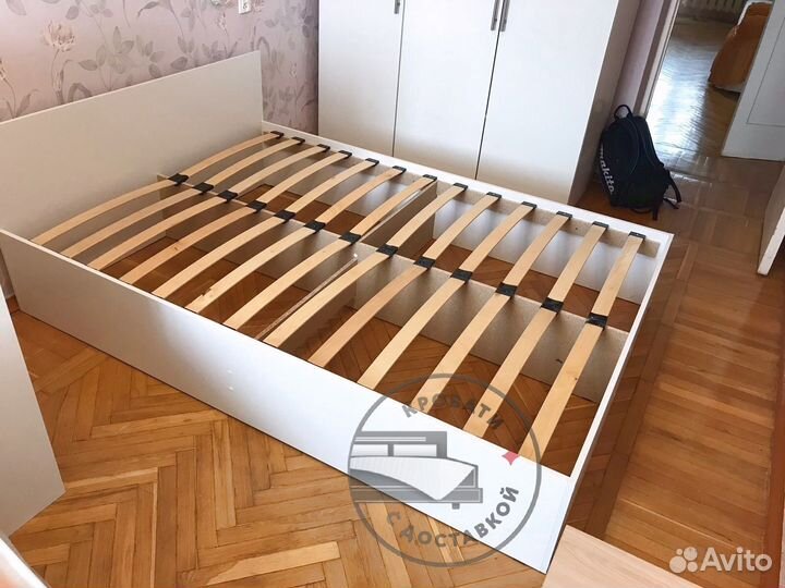 Кровать двухспальная