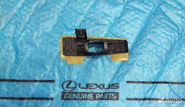 Кронштейн омывателя фары Lexus Lx 450d левый Новый