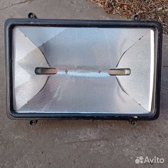 Прожектор уличный