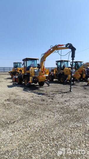 Экскаватор-погрузчик XCMG WZ30-25, 2023
