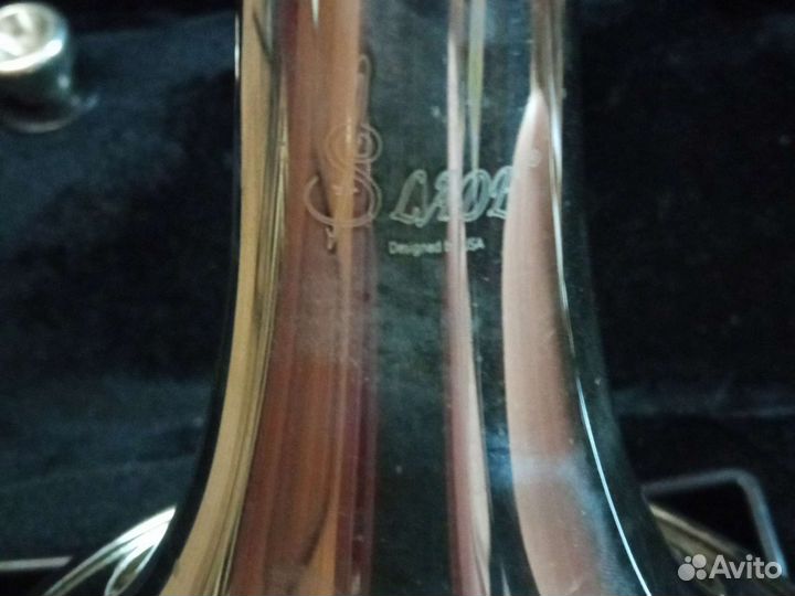 Труба музыкальный инструмент