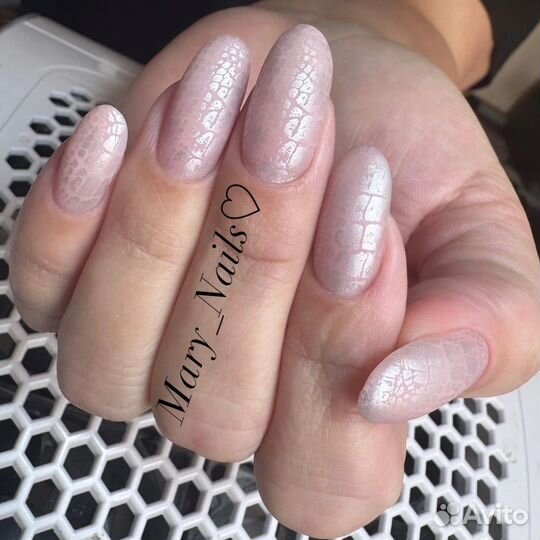 Услуги маникюра на дому