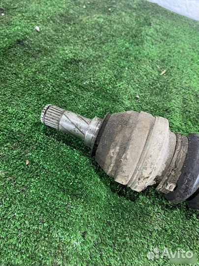 Привод передний правый Opel Astra H