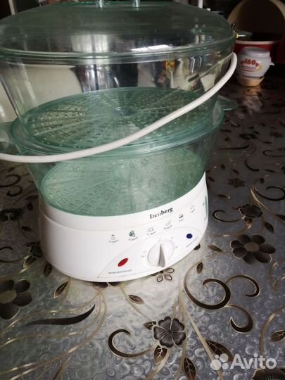 Ванная. Горшки. Столик для кормления