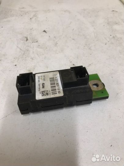 Усилитель антенны Mercedes S-Class W221