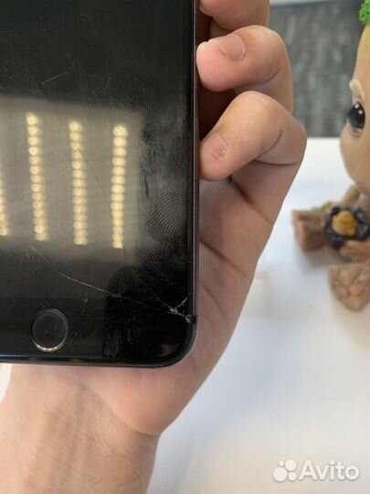 iPhone 8 Plus, 64 ГБ