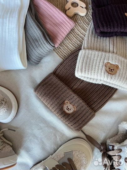 Шапочки детские и леггинсы