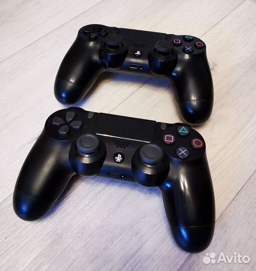 Sony PS4 Slim 1tb / 2 геймпада / 3 ревизия / игры