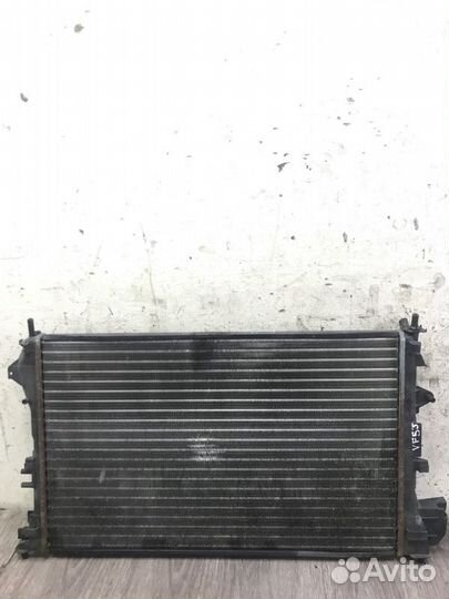 Радиатор двс Opel Vectra C Z18XE 2005
