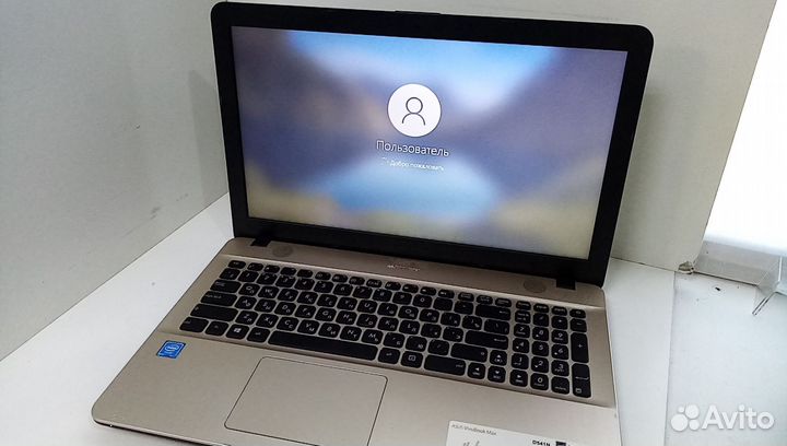 Ноутбук asus D541N
